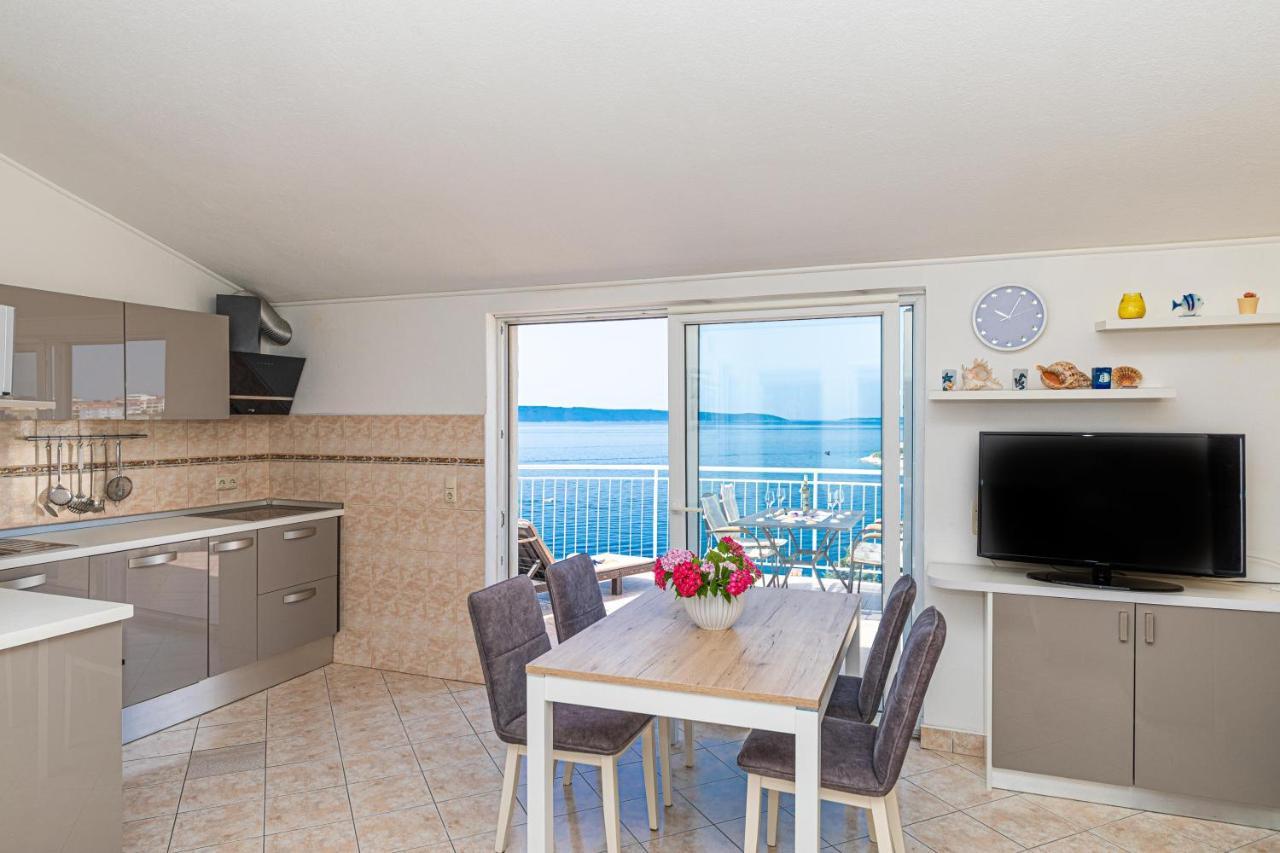 Apartments Villa Nea Leona 特罗吉尔 外观 照片