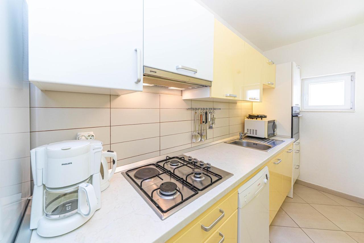 Apartments Villa Nea Leona 特罗吉尔 外观 照片