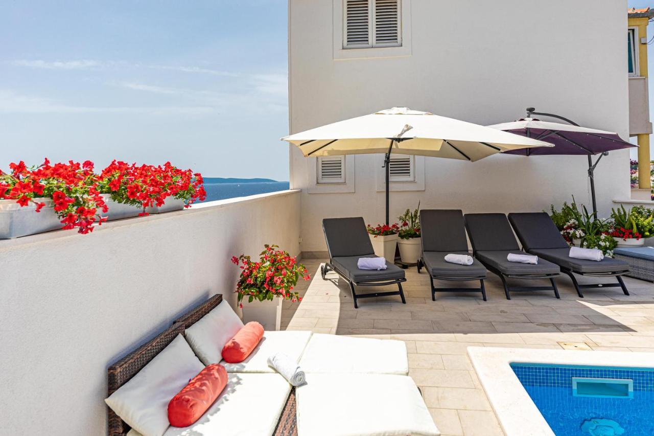 Apartments Villa Nea Leona 特罗吉尔 外观 照片