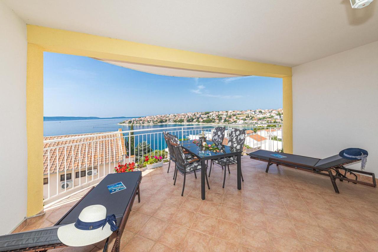 Apartments Villa Nea Leona 特罗吉尔 外观 照片